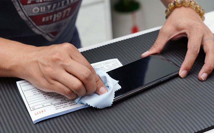 給 iPhone 13 最極致呵護!小豪包膜桃園旗艦店 2.0 全新升級~十萬級無塵室進駐,只為給客戶極致服務! - 阿祥的網路筆記本 給 iPhone 13 最極致呵護!小豪包膜桃園旗艦店 2.0 全新升級~十萬級無塵室進駐,只為給客戶極致服務! - 阿祥的網路筆記本