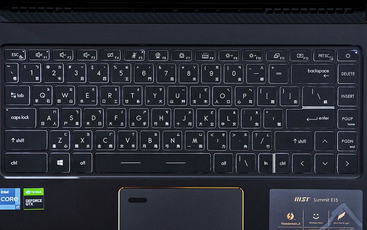 微星商務筆電 MSI Summit E15 深度評測：外在沉穩內斂，內在蘊涵強悍效能的「羊皮狼」來了！ - 阿祥的網路筆記本
