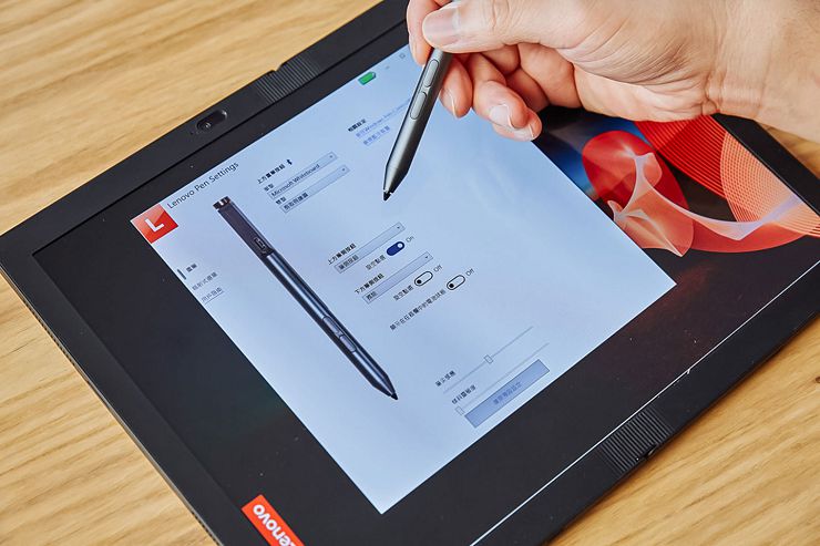 Lenovo ThinkPad X1 Fold 深度評測：可摺疊螢幕、磁吸式無線鍵盤搭配手寫筆，提前體驗來自未來的筆電！ - 阿祥的網路筆記本