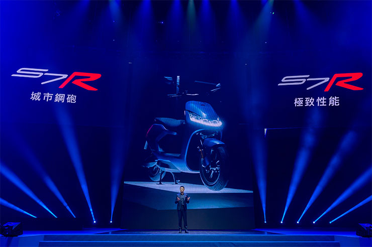 白牌電動機車最速款降臨：「城市鋼砲」－KYMCO S7R 是否能改變電車生態？揭露三個挑戰市場的核心策略！ - 阿祥的網路筆記本