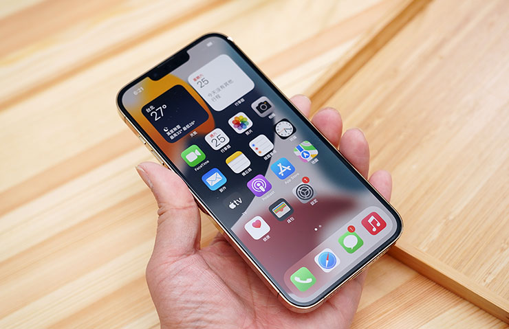 ZEELOT 滿版玻璃保護貼 for iPhone 13 系列開箱:高清透+抗藍光二合一、電競霧與防窺探一應俱全!給你優異品質,還幫你省荷包! - 阿祥的網路筆記本 ZEELOT 滿版玻璃保護貼 for iPhone 13 系列開箱:高清透+抗藍光二合一、電競霧與防窺探一應俱全!給你優異品質,還幫你省荷包! - 阿祥的網路筆記本