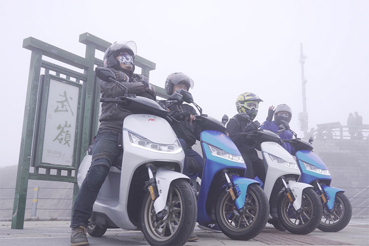 電動車直攻武嶺！光陽 KYMCO 後發先至、超車競業開通武嶺 IONEX 換電站！一個月內擴建 100 站速度超狂！ - 阿祥的網路筆記本