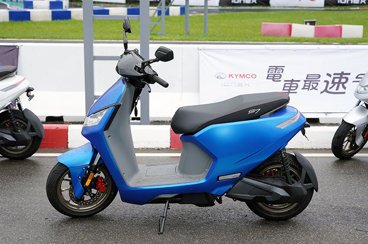 挑戰最速二輪電動車!光陽 IONEX S7R 城市鋼砲電動機車試乘會現場直擊! - 阿祥的網路筆記本 挑戰最速二輪電動車!光陽 IONEX S7R 城市鋼砲電動機車試乘會現場直擊! - 阿祥的網路筆記本