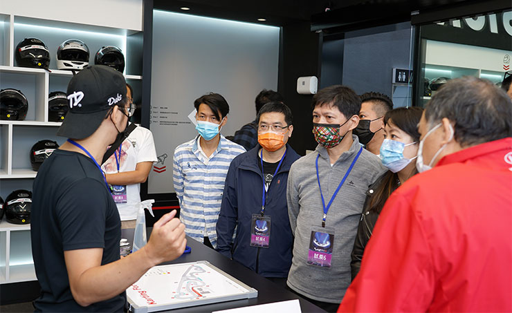 挑戰最速二輪電動車!光陽 IONEX S7R 城市鋼砲電動機車試乘會現場直擊! - 阿祥的網路筆記本 挑戰最速二輪電動車!光陽 IONEX S7R 城市鋼砲電動機車試乘會現場直擊! - 阿祥的網路筆記本