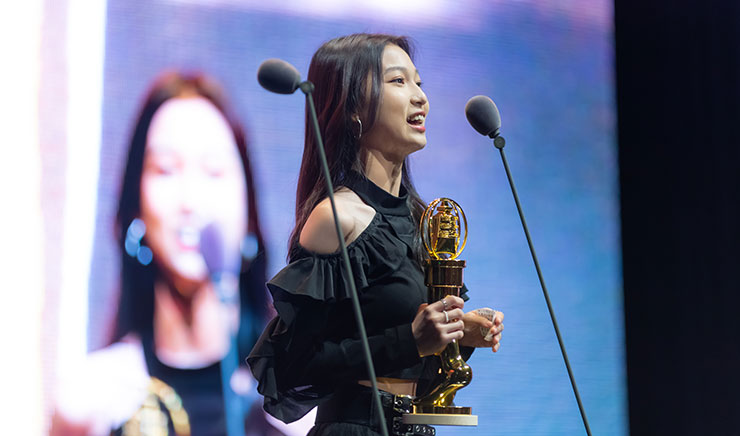 LINE 貼文串 11 月下旬改名「LINE VOOM」，轉型影音創作社群平台！千萬基金招募影音創作者！ - 阿祥的網路筆記本