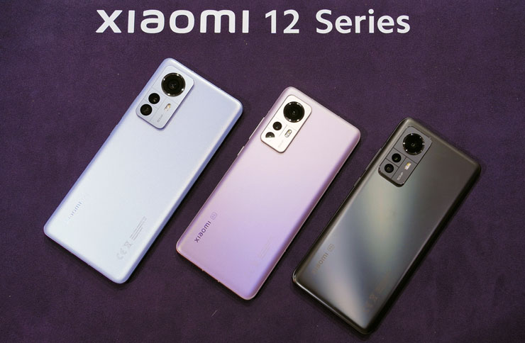 小米12 系列共三款機器（Xiaom 12 Pro、Xiaomi 12 與 Xiaomi 12X