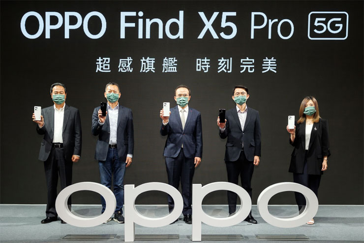 OPPO 台灣市場總經理施晃嘉與電信夥伴共同宣告 oppo Find X5 Pro 在台上市！