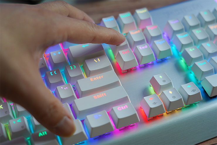 POJUN 鍵盤 RGB