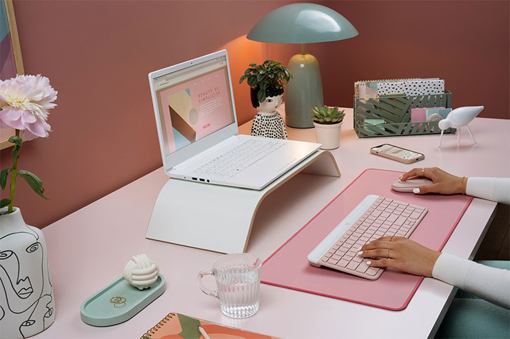 MK470輕薄無線鍵鼠組推出新色玫瑰粉。