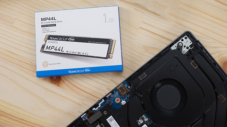 整體來看 TeamGroup MP44L 擁有不出的效能表現，相對性價比不俗，石墨烯鋁箔散熱標籤強化散熱也非常有感。