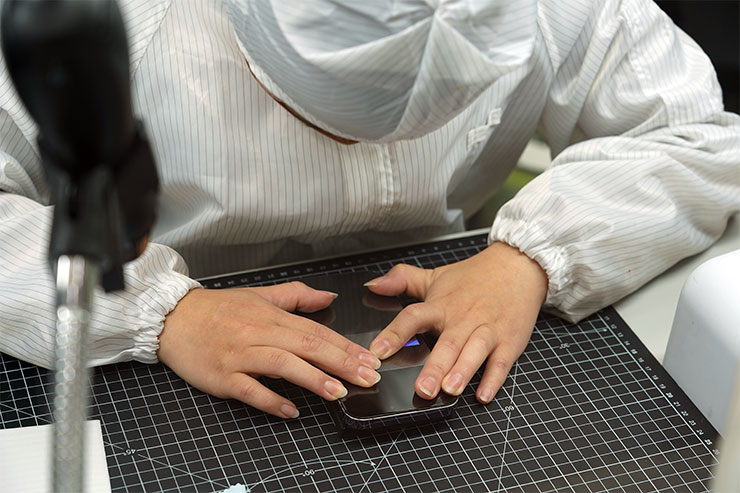 最頂級的 HAO PRO 專業版果凍貼，自然也要搭配小豪包膜無塵室的完美工藝囉！