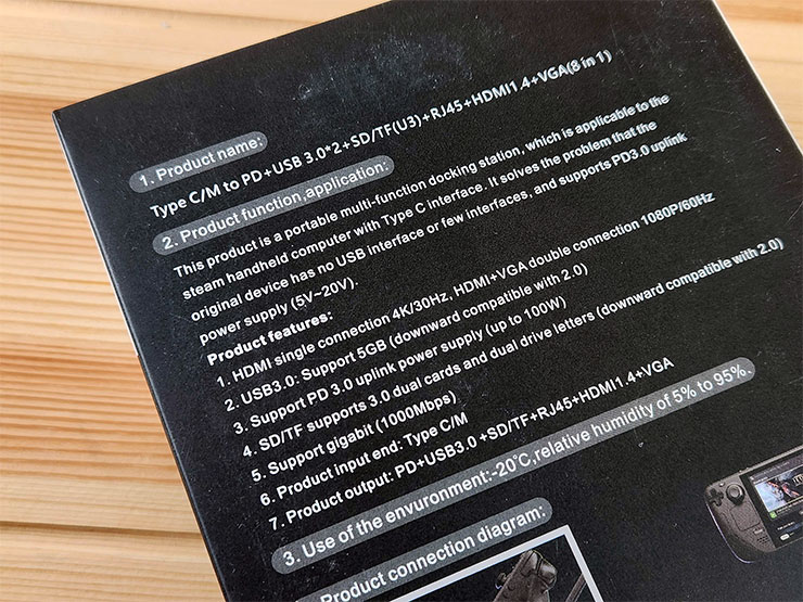noda Steam Deck Docking Station 開箱:八合一擴充基座,好用嗎? - 阿祥的網路筆記本 盒背有詳細的產品規格功能