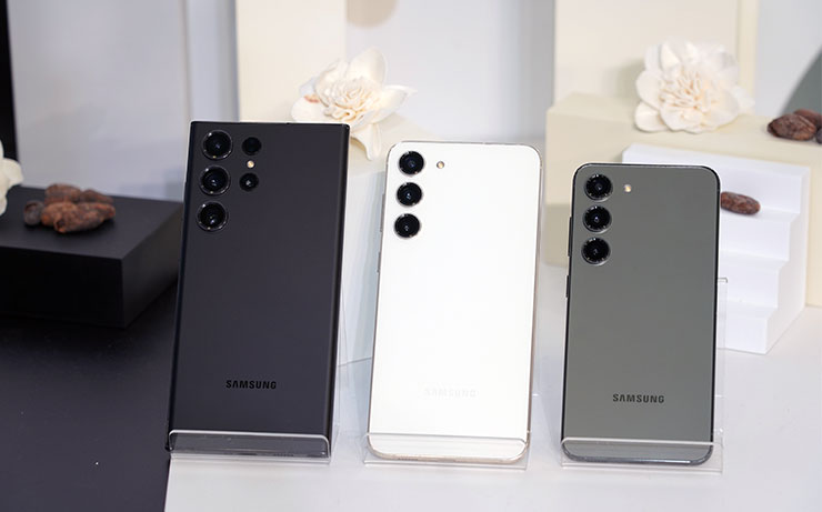 Galaxy S23 系列三款新旗艦，左至右為 Galaxy S23 Ultra、S23+ 與 S23。