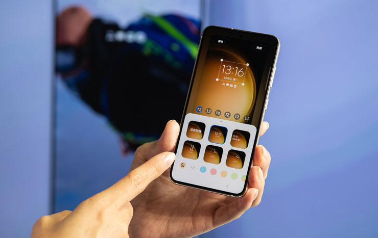 透過One UI 5，用戶可透過各式進階選項，隨心所欲自訂鎖定螢幕畫面與通知快捷鍵