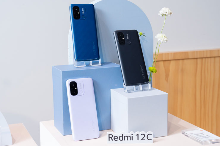 就是要跨級挑戰!Redmi Note 12 系列三新機力奪中階王者! - 阿祥的網路筆記本 Redmi 12C搭載聯發科 Helio G85 處理器,提供最高達4GB + 3GB的可擴展記憶體,以應付想嘗試新遊戲的即時需求或有效提升啟動App速度。