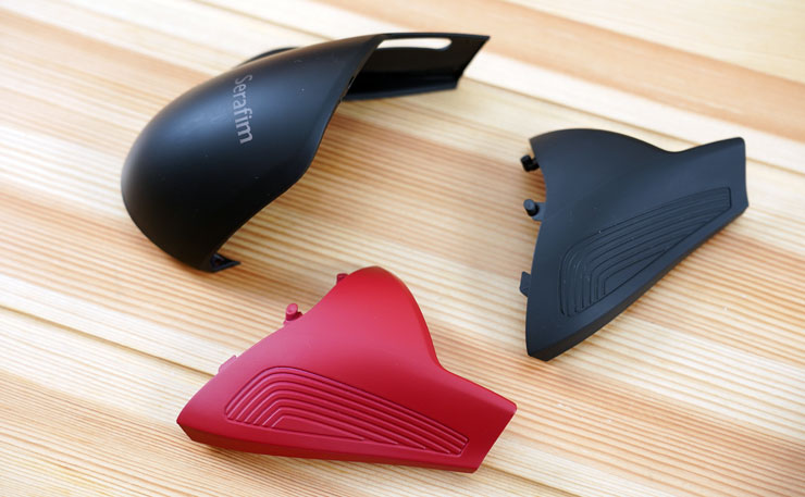 Serafim M1 變形滑鼠搶鮮開箱體驗:外型自定義,商務 & 電競需求一次滿足! - 阿祥的網路筆記本 除了原本的紅、黑搭配,額外一片黑色的右側殼可配置為全黑色的外觀。