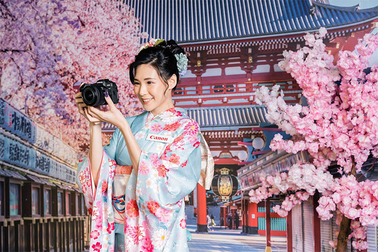 Canon EOS R8 正式推出!最輕量全片幅無反機,兼具超高性價比! - 阿祥的網路筆記本 EOS R8 適合旅行紀錄、街頭抓拍或美食拍攝。