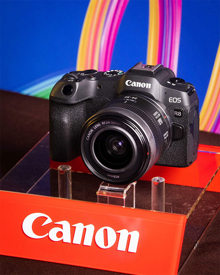 Canon EOS R8 正式推出!最輕量全片幅無反機,兼具超高性價比! - 阿祥的網路筆記本 EOS R8 加入高畫質無裁切 4K UHD,以及機內紀錄無裁切 FHD 180p 慢動作影片。