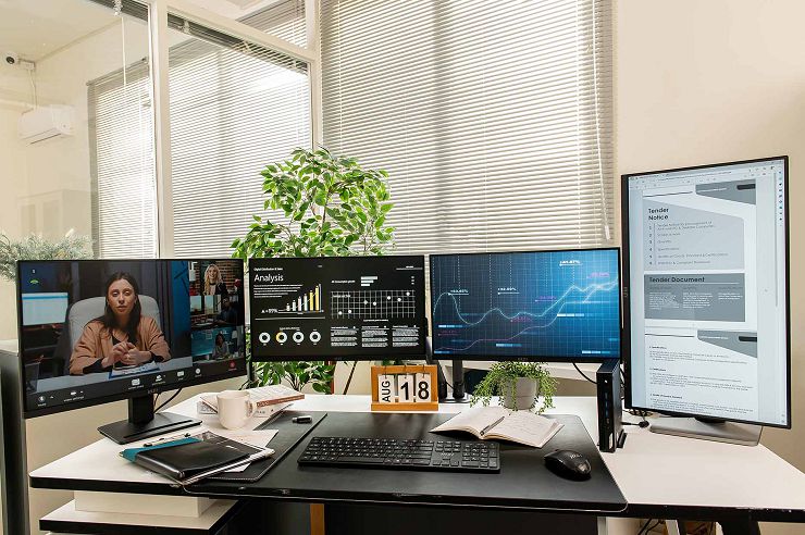 迷你主機當道!微星「Cubi 5」與「PRO DP10」打造 3 招超靈活商務工作術 - 阿祥的網路筆記本 PRO DP10 13M 能一次連結多達四台顯示器,讓工作區的視野「無限延伸」。