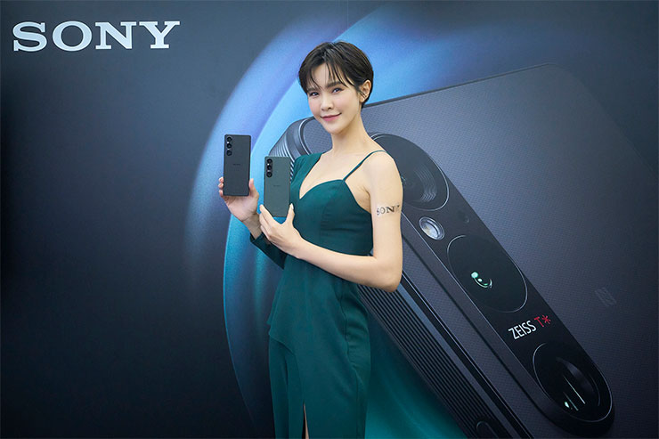Sony 超感光旗艦 Xperia 1 V 登台,預購贈 2000 元配件購物件,5/30 正式開賣! - 阿祥的網路筆記本 Xperia 1 V搭載Exmor T for mobile新世代雙層感光元件,引領消費者體驗「超感光 攝影新境界」