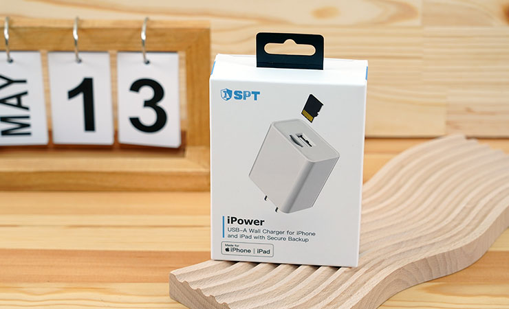 iPower Pro 備份快充頭的外盒正面，有區分 USB-A 與 USB-C 兩種版本，可在外盒正面辨識。