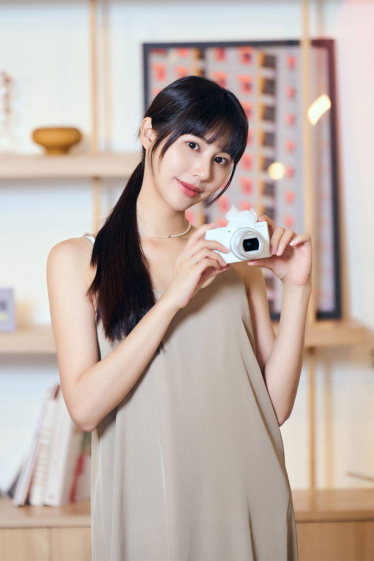 Sony ZV-1 II 預計 6 月中旬上市,單機身 NT$24,980,隨身影音創作神器再進階! - 阿祥的網路筆記本 ZV-1 II 非常適合在旅途中使用,即使配備光學廣角變焦鏡頭,機身依然小巧輕便