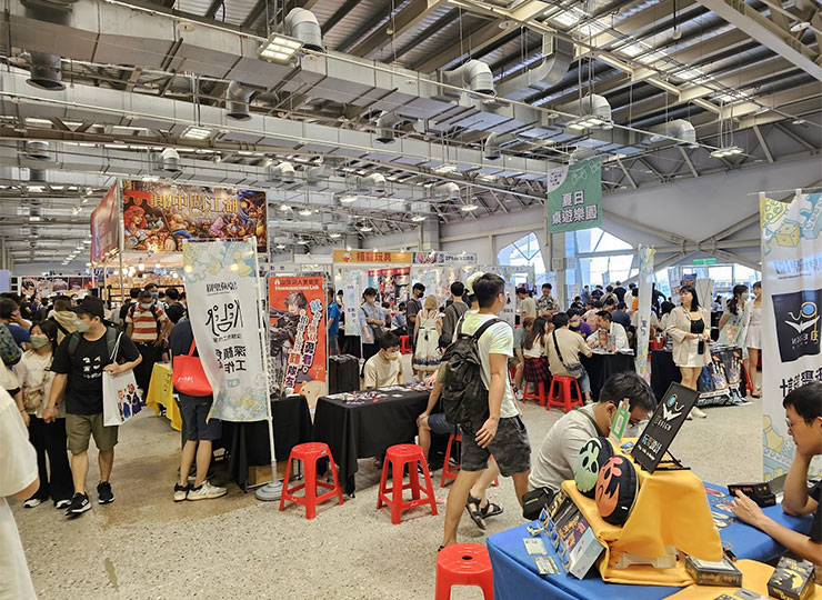 桌遊專區也佔據了相當大的面積，有非常多有趣的桌遊讓玩家們駐足停留