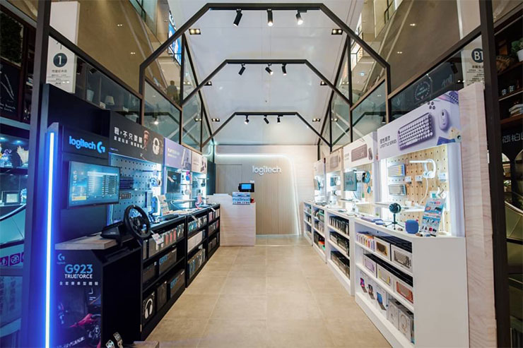Logitech 快閃店進駐高雄漢神巨蛋!從個人協作到電競創作一次滿足! - 阿祥的網路筆記本 Logi Store高雄漢神巨蛋快閃店內利用俐落簡約設計打造出現代風格