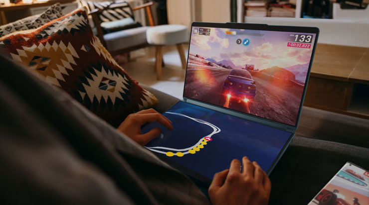 Yoga Book 9i將兩個完整螢幕集合在一台輕薄的筆電中，讓影音剪輯創作者不再因找不到視窗而手忙腳亂。