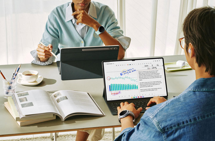 三星宣佈 Galaxy Tab S9 系列 8/18 在台上市,首款 IP68 防水防塵認證平板,8/4 起開放預購! - 阿祥的網路筆記本 Galaxy Tab S9 系列具備多重視窗功能,最多可顯示三個應用程式,能自由縮放調整視窗大小,亦可使用彈出視窗功能,以懸浮視窗檢視應用程式,讓繁瑣事務一目了然。