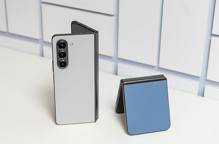 三星商城限定色Galaxy Z Fold5星辰灰、Galaxy Z Flip5冰海藍