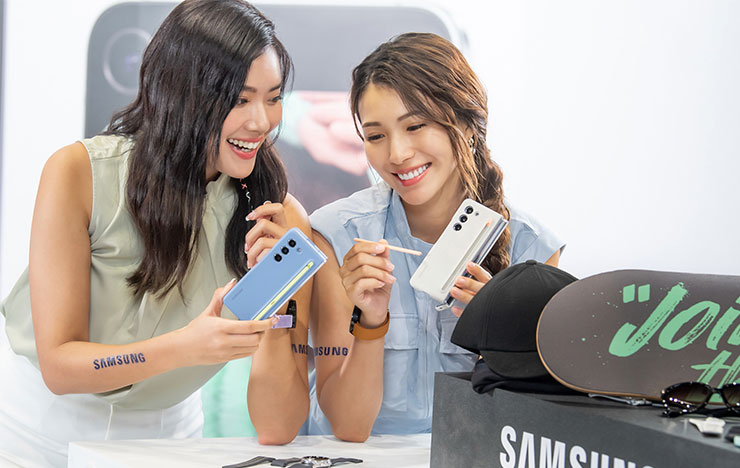 Galaxy Z Fold5推出「薄型保護殼」，隨附的S Pen採用更扁平的輕薄設計