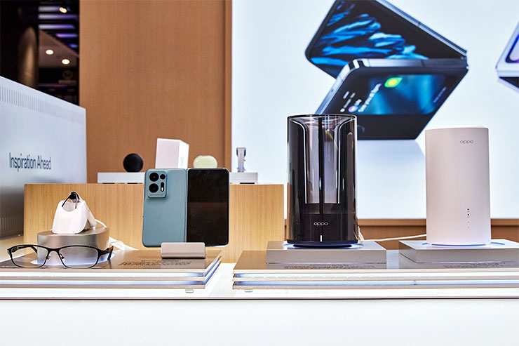 OPPO 台北三創旗艦店引入全球店格,8/5 起試營運、8/22 正式開幕! - 阿祥的網路筆記本 亮相「OPPO Air Glass」、「OPPO Find N2」、「OPPO Wi-Fi 6 路由器 AX5400」、「OPPO 5G CPE T2」等未上市產品展現OPPO智慧創新科技成果。