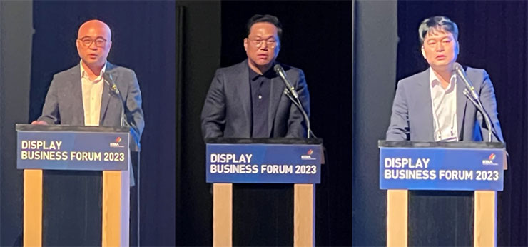 三星將推出用於手機的「無邊框顯示器」,未來不用擔心邊框礙眼了? - 阿祥的網路筆記本 (左起)LG Display常務董事呂俊浩、三星顯示器常務董事鄭容旭、京東方總經理黃應天等人在2017年10月17日舉行的K-Display商業論壇上發表演講