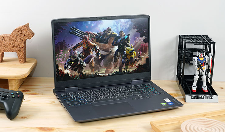 Lenovo LOQ 15" Intel 搭配了 15.6 吋的 QHD 顯示器，並支援 165Hz 的高更新率，除了畫質清晰，動態呈現也更為流暢且穩定，而視覺上的顯示效果也相當出色，色彩飽滿且能呈現高對比影像的細節。