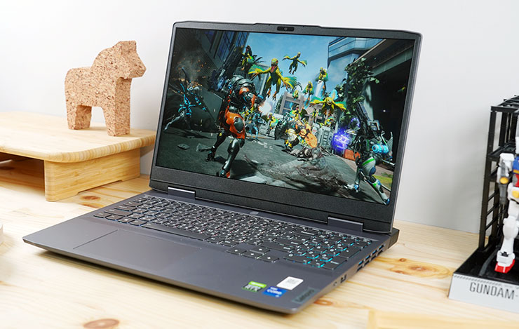 作為電競筆電，效能表現自然是玩家們最為關心的，畢竟新世代的遊戲對於效能要求是愈來愈高。