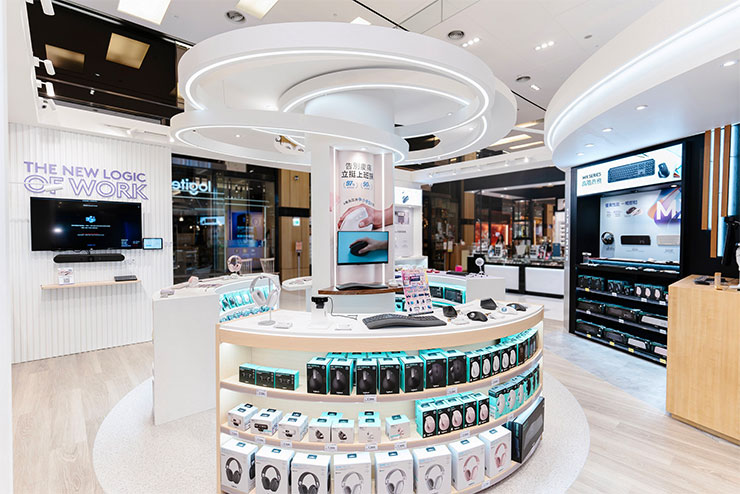 熱烈好評回歸!Logi Store 快閃店進駐桃園台茂購物中心!開幕滿額 3000 元現折 200 元! - 阿祥的網路筆記本 歡慶Logi Store桃園台茂購物中心快閃店開幕,購物滿額即享豐富贈品和折扣