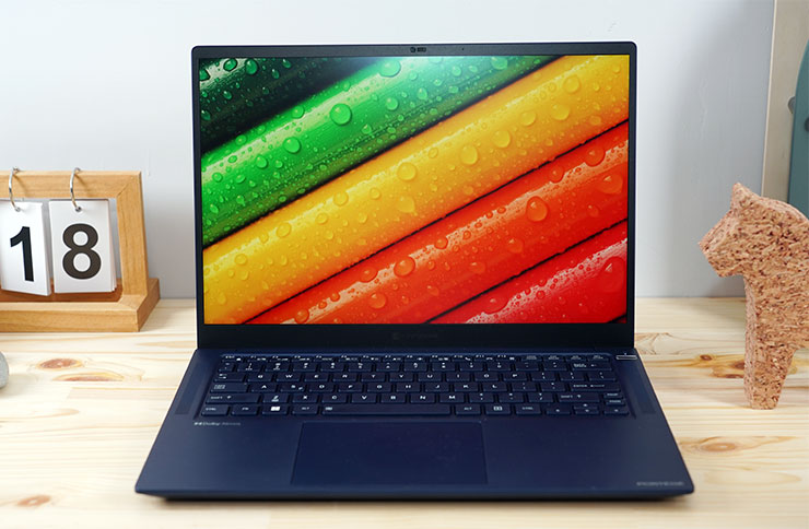 dynabook Portégé X40L-K 開箱與深度評測:極致輕薄攜帶無負擔,純正日系風格打造精品級質感! - 阿祥的網路筆記本 除了 16:10 的顯示器、極窄邊框設計大大提升了視覺效果,dynabook Portégé X40L-K 的面板顯示能力也優於一般常見的商務筆電。
