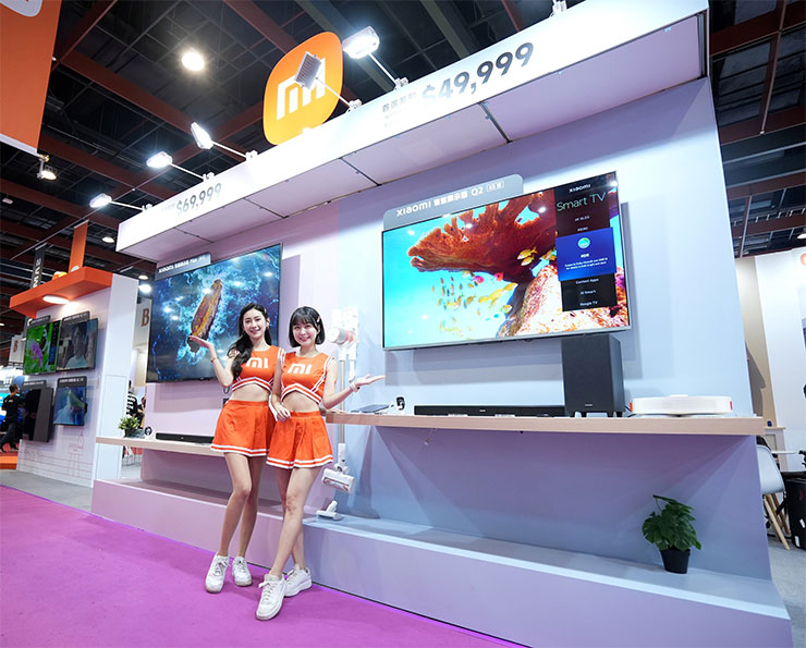 王者系列包含Xiaomi 智慧顯示器 Max 86 型的超大顯示器、低調奢華黑色機身的Xiaomi Soundbar 3.1ch