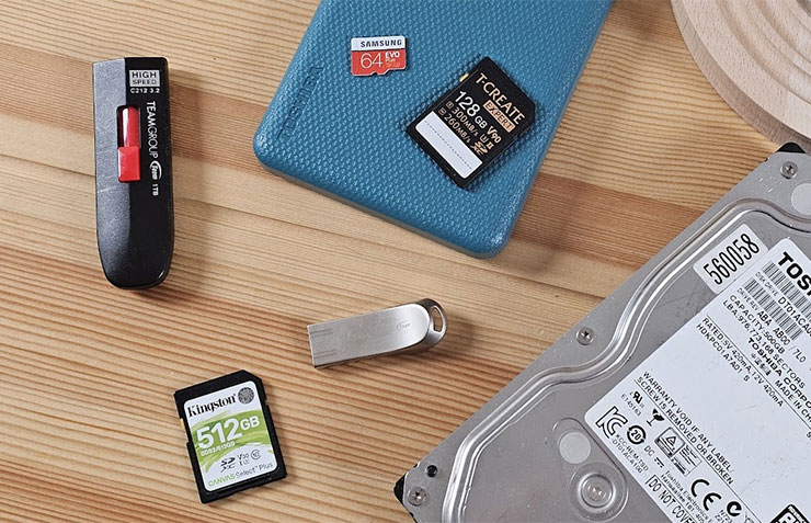 有錢也不一定救得回!五個你一定要知道的數位資料保護技巧! - 阿祥的網路筆記本 除了使用各類型的儲存設備做好資料備份,在資料災難發生時能有可靠的救援工具也是非常重要的!而 EaseUS Data Recovery Wizard 就會是非常推薦「常備」的一套工具!