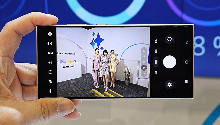 三星 Galaxy S24 系列實機外觀動眼看!設計小細節差異,主題式感應保護殼風格多變! - 阿祥的網路筆記本 Galaxy S24 Ultra 的相機的廣角焦段(1x)