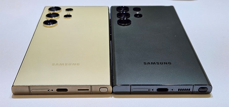 三星 Galaxy S24 系列實機外觀動眼看!設計小細節差異,主題式感應保護殼風格多變! - 阿祥的網路筆記本 Galaxy S24 Ultra(圖左)與 S23 Ultra (圖右)的機身底側,可以發現到揚聲器孔設計不同,S Pen 筆尾尺寸 S24 Ultra 也略為縮減。