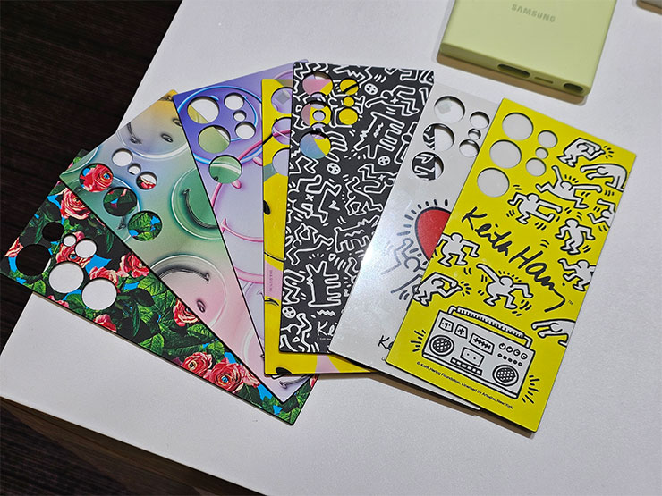 三星 Galaxy S24 系列實機外觀動眼看!設計小細節差異,主題式感應保護殼風格多變! - 阿祥的網路筆記本 不同風格的主題感應背殼