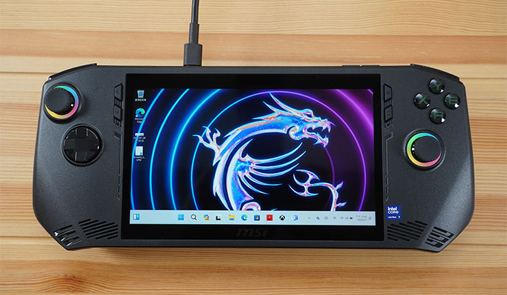 設定完成後，進入桌面的預設桌布