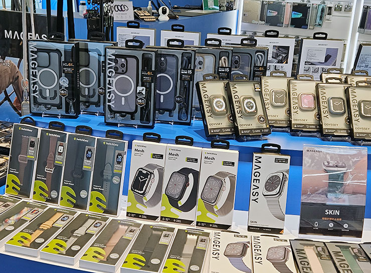 手機玻璃貼價格差十倍是智商稅?「塗層」好壞三大指標一次分析~同場加映小豪包膜台中文心秀泰店開箱囉! - 阿祥的網路筆記本 市面上的熱門品牌產品,在這裡全部都找得到,讓大家可以「一次買足」!