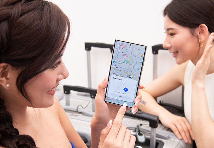 機場行李轉盤上茫茫箱海，透過SmartTag2行李輕鬆找到