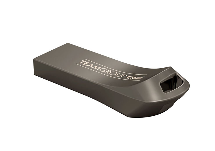 為特斯拉電動車量身打造!TEAMGROUP Model T USB 3.2 Gen 1 隨身碟完美支援行車記錄儲存! - 阿祥的網路筆記本 TEAMGROUP Model T USB 3.2 Gen 1 隨身碟具備人體工學流線造型設計