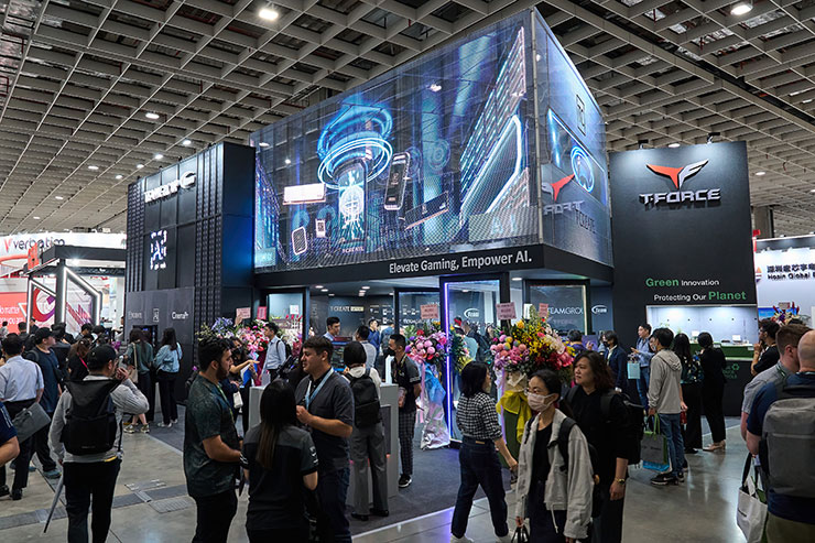 掌握科技前瞻!十銓科技 COMPUTEX 2024 新品一次全覽,持續為 AI、遊戲與創作者助力! - 阿祥的網路筆記本 今年十銓在 COMPUTEX 2024 所展出的新品與技術也能讓我們提前了解科技發展趨勢與消費者需求的脈動。