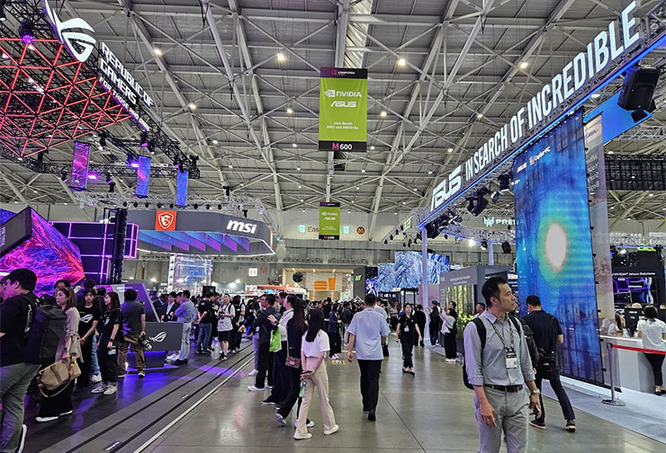 重點新品提前看!MSI 新品全曝光~COMPUTEX 2024 五大重點整理! - 阿祥的網路筆記本 今年台北南港展覽館一館 4F 可說是人氣最旺的一個展區,尤其是 MSI、ASUS 與 Acer 三大巨頭集結的這個路口更是人潮聚集處。