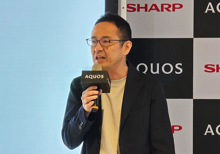 台灣夏普推出 AQUOS R9 徠卡機與超強悍入門機 AQUOS wish4,在台設立手機維修中心強化服務網! - 阿祥的網路筆記本 日本夏普手機通信事業部本部長小林繁專程來台,表達對台灣市場的重視。